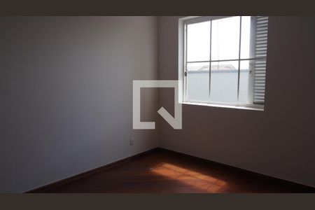 Casa para alugar com 266m², 3 quartos e 2 vagasQuarto 1
