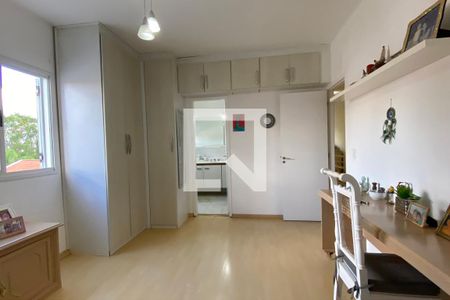 Casa de condomínio à venda com 320m², 4 quartos e 3 vagasSuíte 2