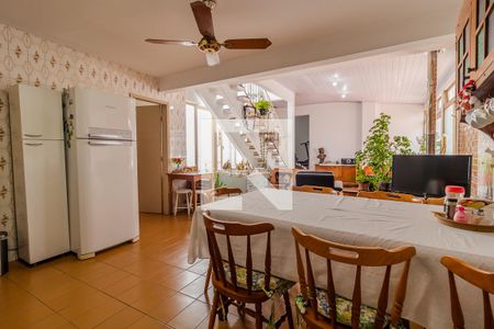 Casa à venda com 284m², 5 quartos e 3 vagas Casa à venda com 284m², 5 quartos e 3 vagasCozinha