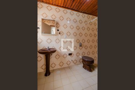 Casa à venda com 284m², 5 quartos e 3 vagas Casa à venda com 284m², 5 quartos e 3 vagasBanheiro 2