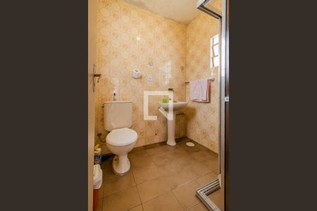 Casa à venda com 284m², 5 quartos e 3 vagas Casa à venda com 284m², 5 quartos e 3 vagasBanheiro 3