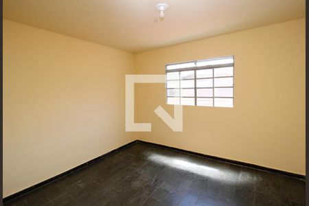 Quarto 2 de casa para alugar com 3 quartos, 150m² em Esplanada, Belo Horizonte
