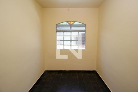 Quarto 1 de casa para alugar com 3 quartos, 150m² em Esplanada, Belo Horizonte
