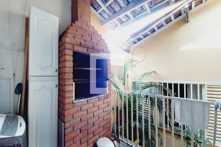 Casa à venda com 166m², 4 quartos e 4 vagasÁrea de Serviço 