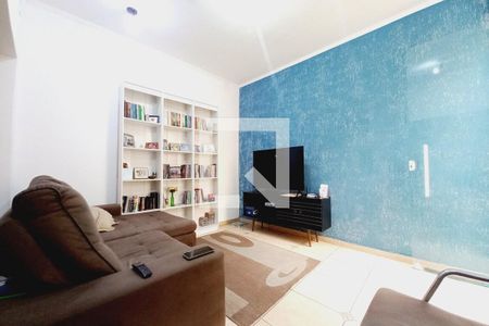 Casa à venda com 166m², 4 quartos e 4 vagasSala de TV