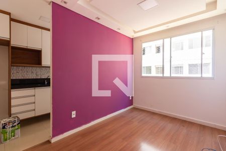 Sala  de casa à venda com 2 quartos, 43m² em Novo Osasco, Osasco