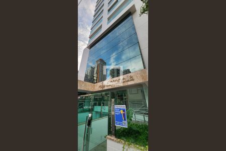 Apartamento para alugar com 53m², 2 quartos e 1 vagaFachada