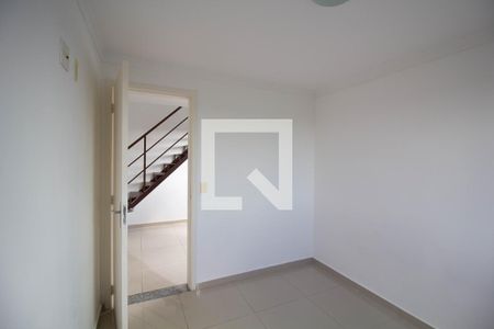 Apartamento à venda com 106m², 4 quartos e 1 vaga Apartamento à venda com 106m², 4 quartos e 1 vagaQuarto 3