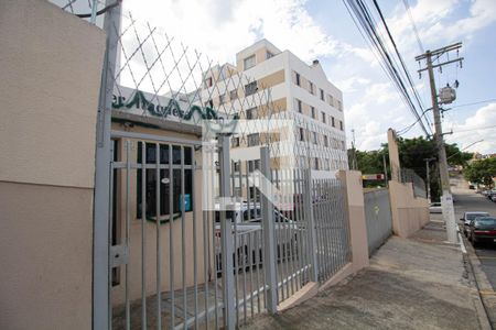 Apartamento à venda com 106m², 4 quartos e 1 vaga Apartamento à venda com 106m², 4 quartos e 1 vagaFachada e portaria