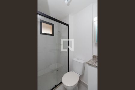 Banheiro de apartamento para alugar com 1 quarto, 35m² em Vila Maria Alta, São Paulo