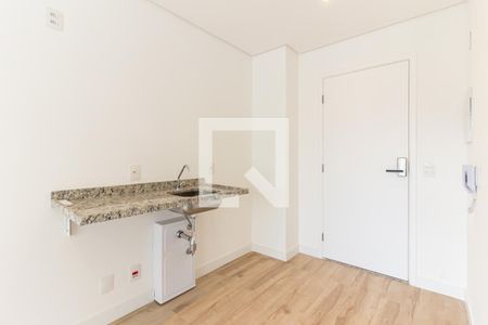 Cozinha de kitnet/studio para alugar com 1 quarto, 22m² em República, São Paulo