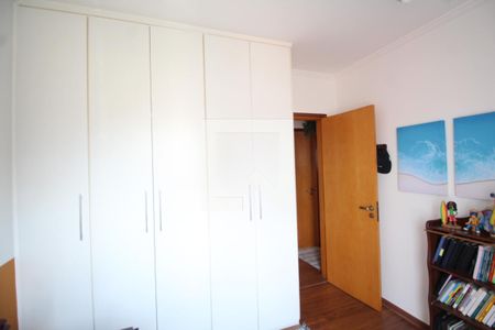 Quarto 1 de apartamento para alugar com 2 quartos, 60m² em Vila Paulicéia, São Paulo