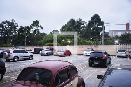 Vista do Quarto 1 de apartamento à venda com 3 quartos, 51m² em Parque Marabá, Taboão da Serra