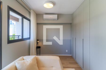 Sala/Quarto de apartamento à venda com 1 quarto, 25m² em Campo Belo, São Paulo