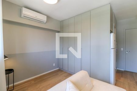 Sala/Quarto de apartamento à venda com 1 quarto, 25m² em Campo Belo, São Paulo