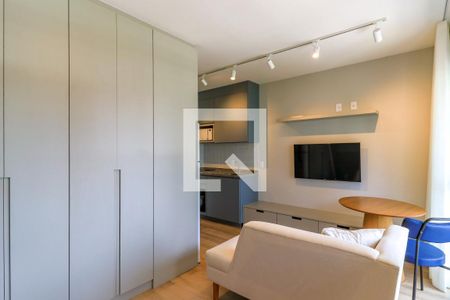 Sala/Quarto de apartamento à venda com 1 quarto, 25m² em Campo Belo, São Paulo