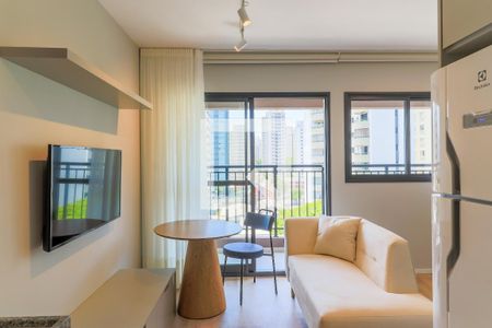 Sala/Quarto de apartamento à venda com 1 quarto, 25m² em Campo Belo, São Paulo