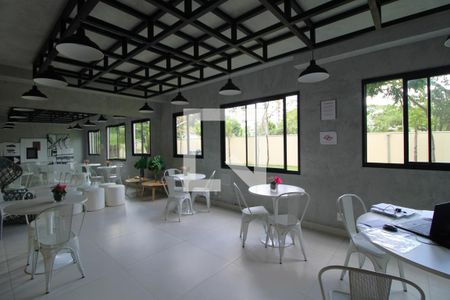 Apartamento à venda com 34m², 2 quartos e sem vagaÁrea comum - Salão de festas