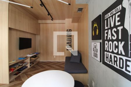 Apartamento à venda com 34m², 2 quartos e sem vagaÁrea comum  - Sala de jogos