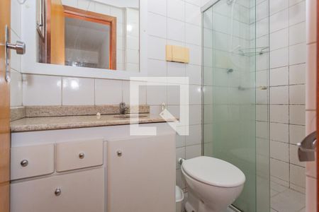 Banheiro de apartamento à venda com 1 quarto, 45m² em Santo Agostinho, Belo Horizonte