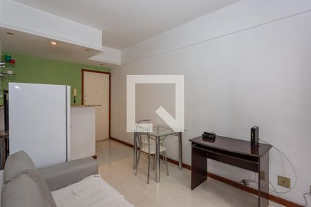 Sala/Cozinha de apartamento à venda com 1 quarto, 45m² em Santo Agostinho, Belo Horizonte