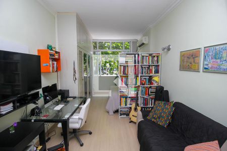 Sala de kitnet/studio à venda com 1 quarto, 30m² em Catete, Rio de Janeiro