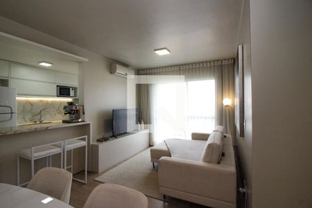 Sala de apartamento para alugar com 3 quartos, 73m² em Cavalhada, Porto Alegre