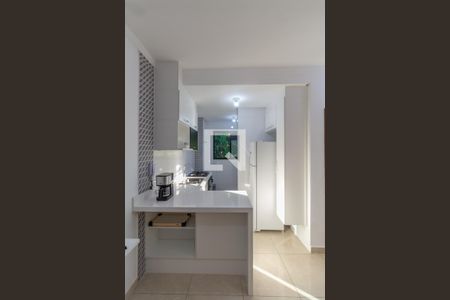 Sala e Cozinha Integrada  de apartamento para alugar com 2 quartos, 40m² em Jardim Matarazzo, São Paulo