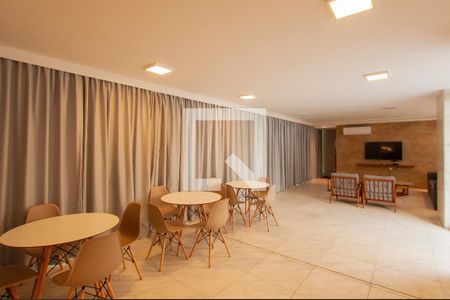 Apartamento à venda com 126m², 3 quartos e 1 vaga Apartamento à venda com 126m², 3 quartos e 1 vagaÁrea comum - Salão de festas