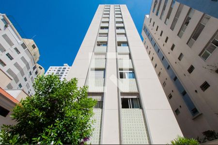 Apartamento à venda com 126m², 3 quartos e 1 vaga Apartamento à venda com 126m², 3 quartos e 1 vagaFachada