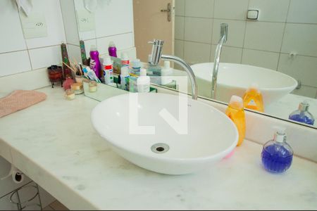 Apartamento à venda com 126m², 3 quartos e 1 vaga Apartamento à venda com 126m², 3 quartos e 1 vagaBanheiro Corredor