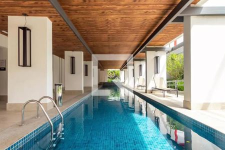 Studio para alugar com 32m², 1 quarto e sem vaga Studio para alugar com 32m², 1 quarto e sem vagaPiscina