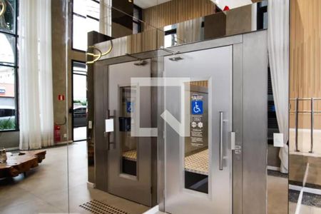 Studio para alugar com 32m², 1 quarto e sem vaga Studio para alugar com 32m², 1 quarto e sem vagaElevador Acessabilidade