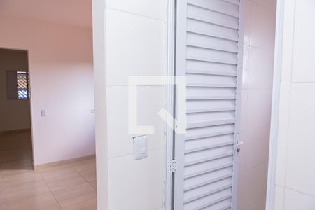 Casa para alugar com 37m², 1 quarto e 1 vaga Casa para alugar com 37m², 1 quarto e 1 vagaBanheiro