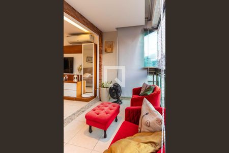 Sacada de apartamento à venda com 2 quartos, 90m² em Icaraí, Niterói