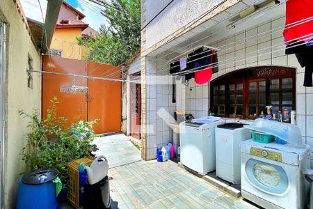 Casa à venda com 120m², 3 quartos e 1 vagaÁrea de Serviço