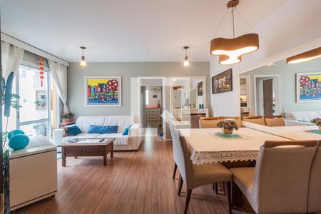 Sala de apartamento para alugar com 2 quartos, 75m² em Campinas, São José