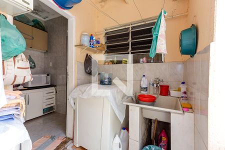 Casa à venda com 220m², 5 quartos e 2 vagas Casa à venda com 220m², 5 quartos e 2 vagasÁrea de Serviço 2