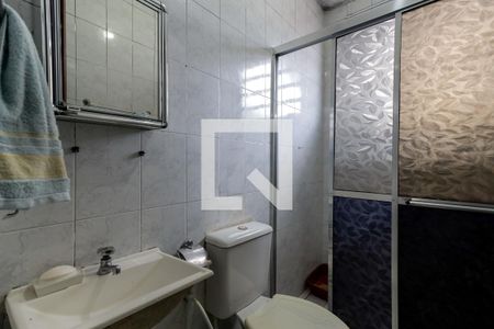 Casa à venda com 220m², 5 quartos e 2 vagas Casa à venda com 220m², 5 quartos e 2 vagasBanheiro 2