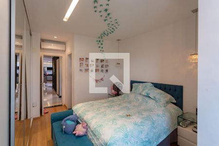 Apartamento à venda com 198m², 3 quartos e 3 vagasQuarto 3 - Suíte