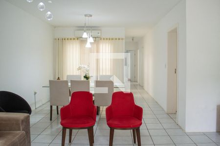Casa à venda com 3 quartos, 150m² em Espírito Santo, Porto Alegre