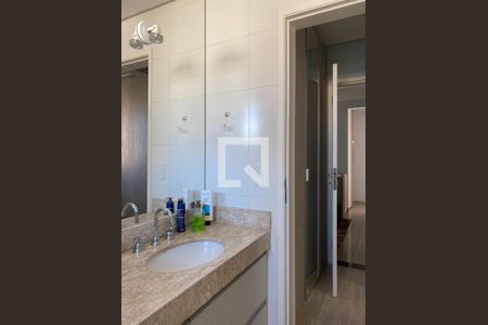 Apartamento à venda com 124m², 3 quartos e 2 vagas Apartamento à venda com 124m², 3 quartos e 2 vagasSuíte