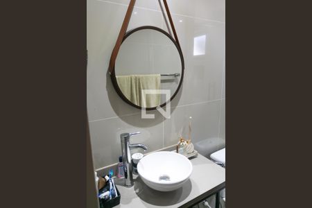 Casa à venda com 219m², 4 quartos e 2 vagasBanheiro da Suíte Master