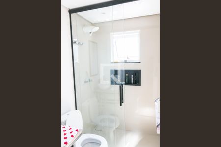 Casa à venda com 219m², 4 quartos e 2 vagasBanheiro 5