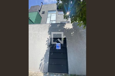 Casa à venda com 219m², 4 quartos e 2 vagasFachada