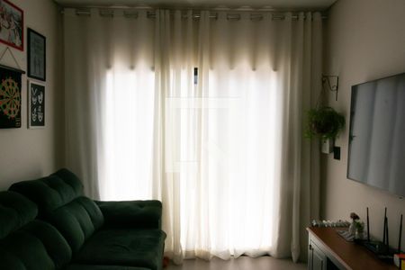 Casa à venda com 219m², 4 quartos e 2 vagasSala