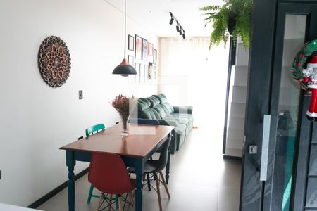 Casa à venda com 219m², 4 quartos e 2 vagasSala de Jantar