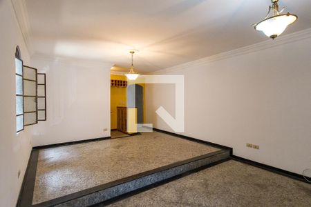 Sala de casa à venda com 4 quartos, 245m² em Guaiaúna, São Paulo