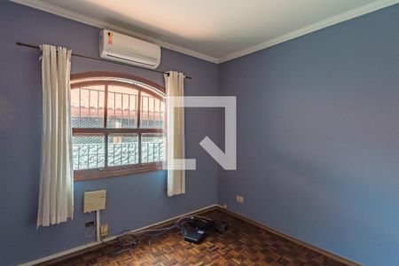 Casa à venda com 245m², 4 quartos e 2 vagas Casa à venda com 245m², 4 quartos e 2 vagasSuíte 2