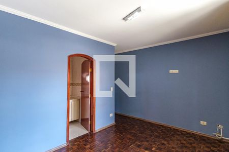 Casa à venda com 245m², 4 quartos e 2 vagas Casa à venda com 245m², 4 quartos e 2 vagasSuíte